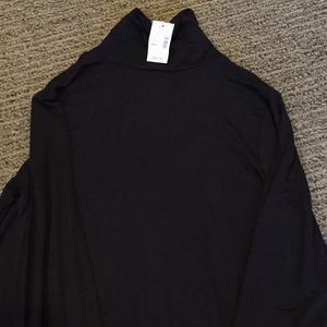 Maurices long sleeved Foley turtleneck